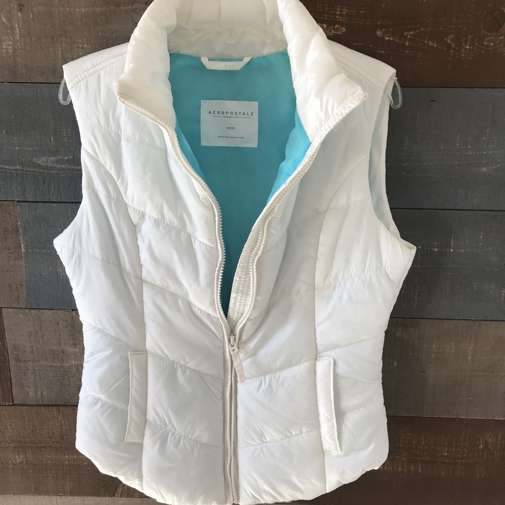 Areopostale White Puffer Vest